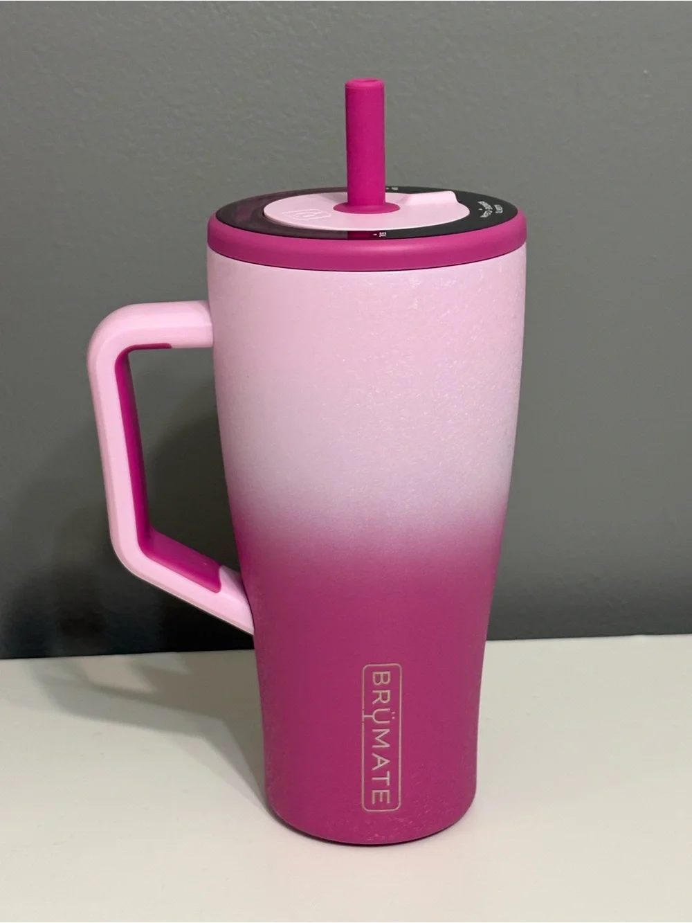 BrüMate ERA 30oz Pink Ombre frosted rose Leakproof Straw Tumbler